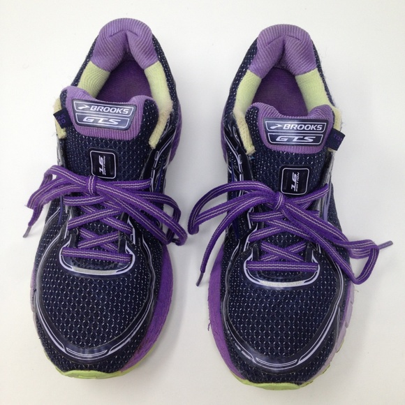 brooks adrenaline gts 18 cena